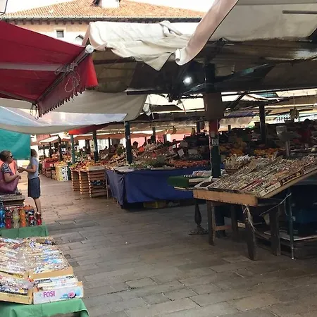 Carlo's By Venicevillas 公寓