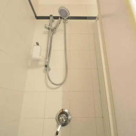 Carlo's By Venicevillas