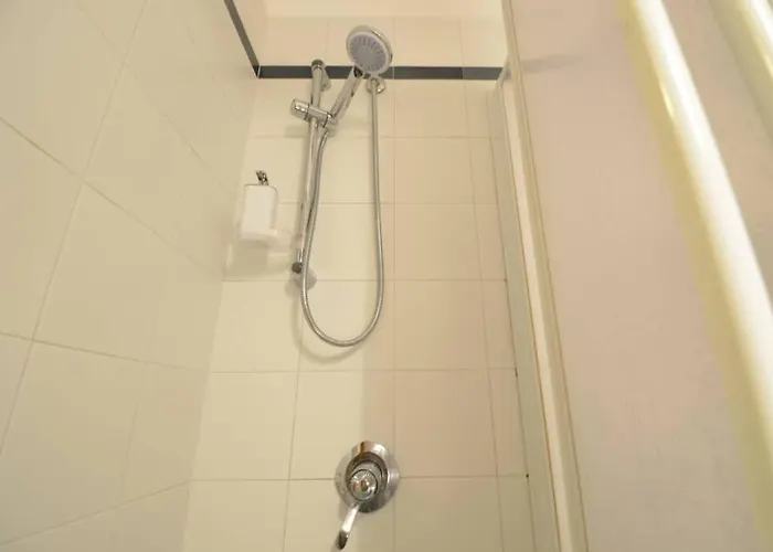 Carlo's By Venicevillas